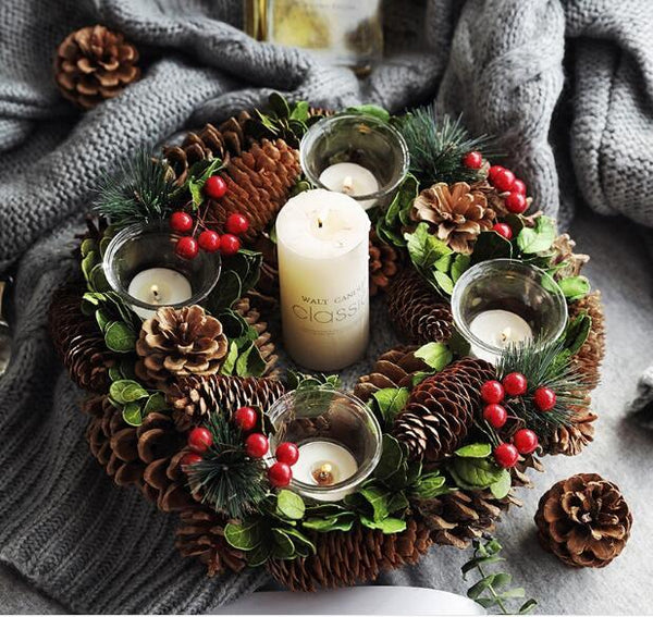 Christmas wreath candlestick decoration